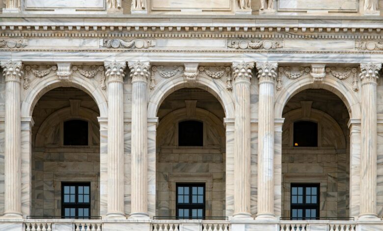 Classical government building with tall columns representing federal institutions and legislative chambers
