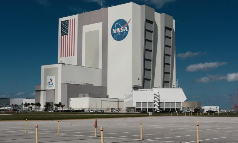 A rocket on a launch pad representing Boeing's Starliner space program challenges