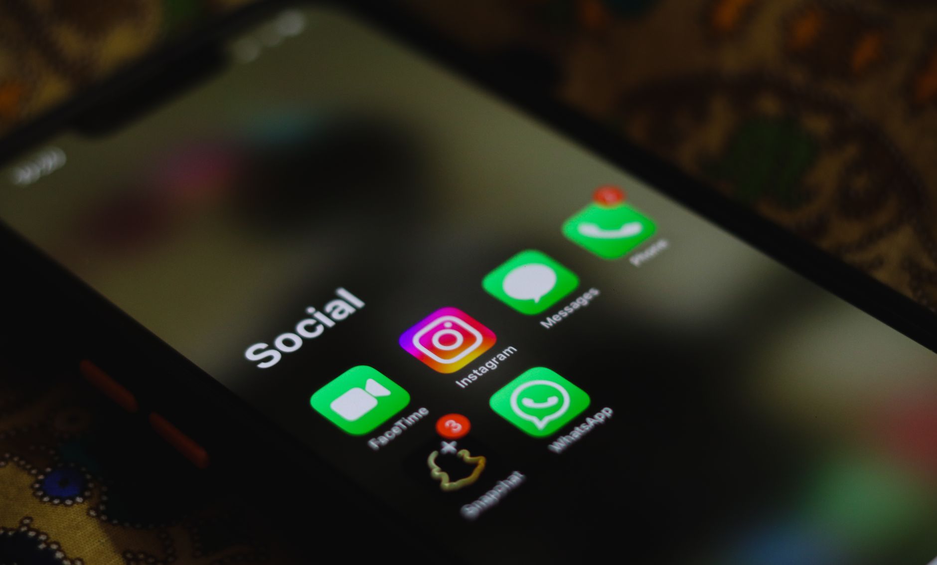 Smartphone screen displaying multiple social media application icons